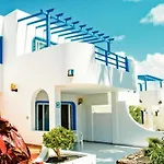 Hl Paradise Island Hotel 4*