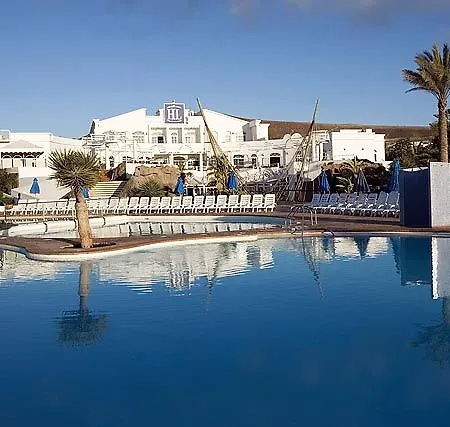 Hl Paradise Island Hotell 4*