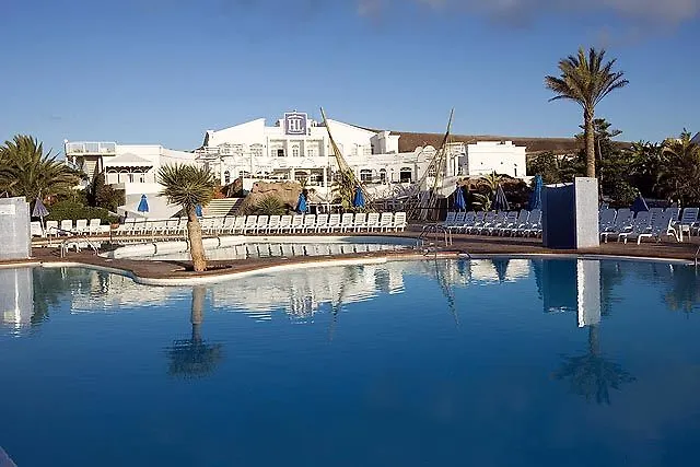 Hl Paradise Island فندق 4*